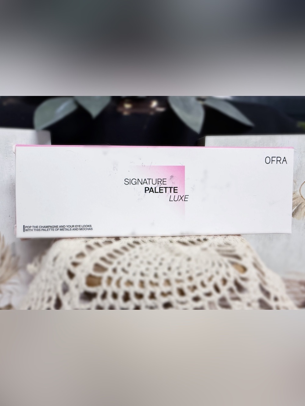 *NIB- OFRA Cosmetics Signature Palette Luxe